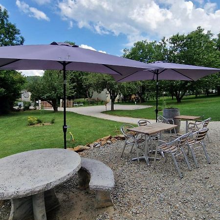 Lodge Tente Les Pommiers Glamping O Rendez-Vous En Demi-Pension Roquefeuil Exterior foto
